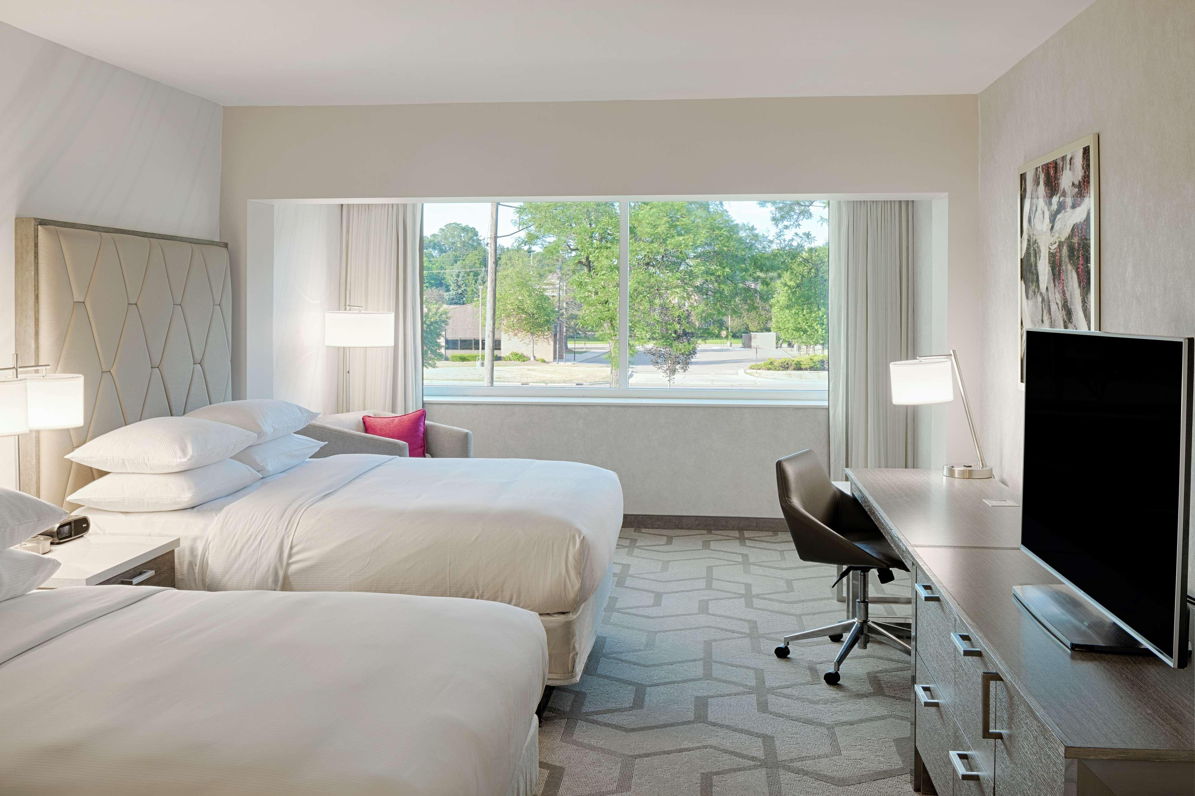 The Kingsley Bloomfield Hills - A Doubletree By Hilton Hotel Екстериор снимка