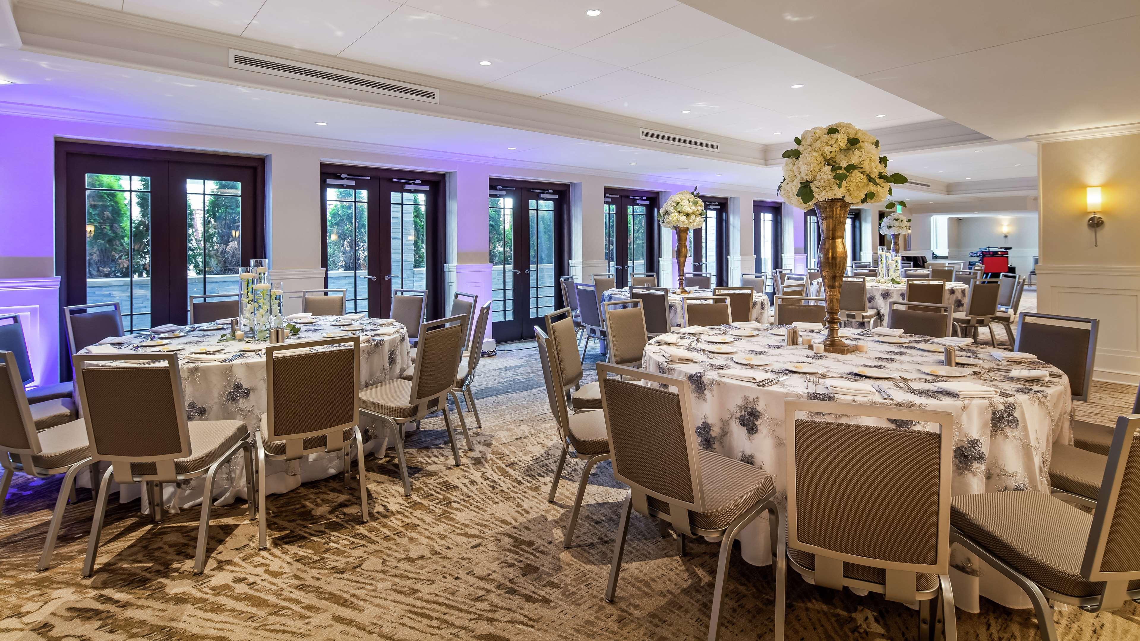 The Kingsley Bloomfield Hills - A Doubletree By Hilton Hotel Екстериор снимка