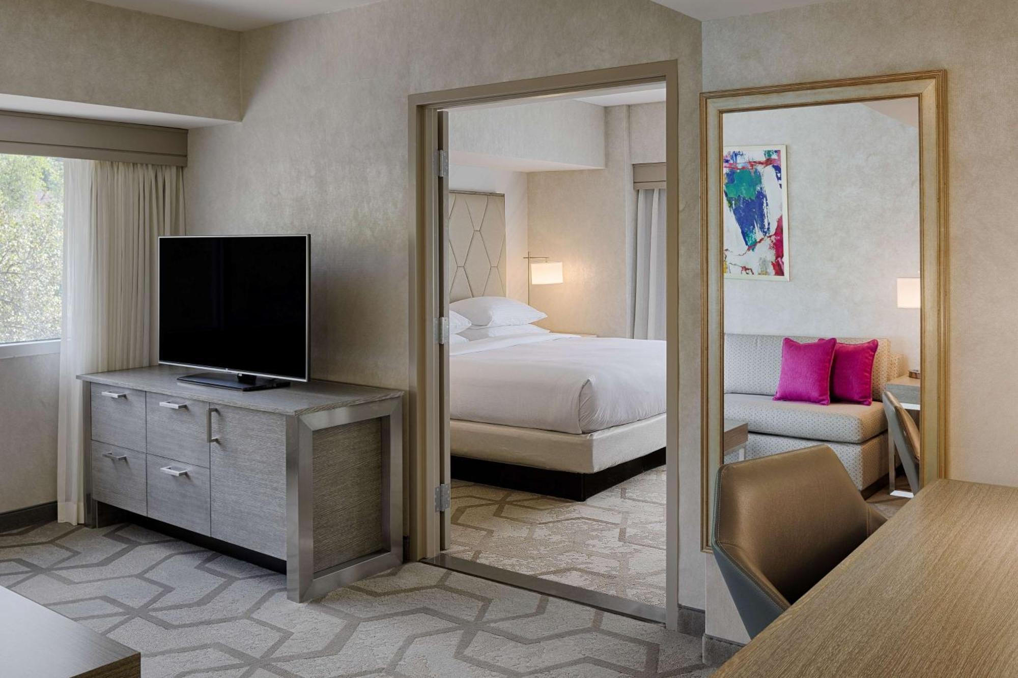 The Kingsley Bloomfield Hills - A Doubletree By Hilton Hotel Екстериор снимка