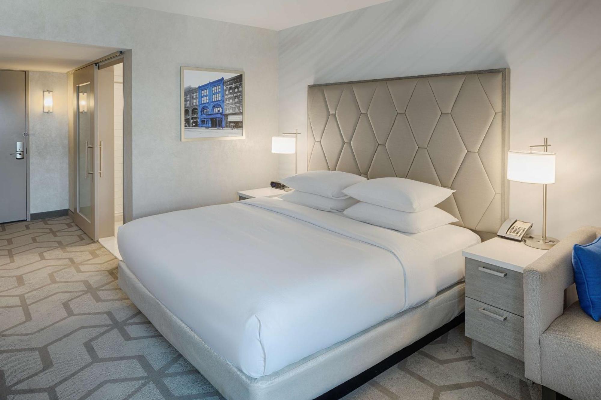 The Kingsley Bloomfield Hills - A Doubletree By Hilton Hotel Екстериор снимка