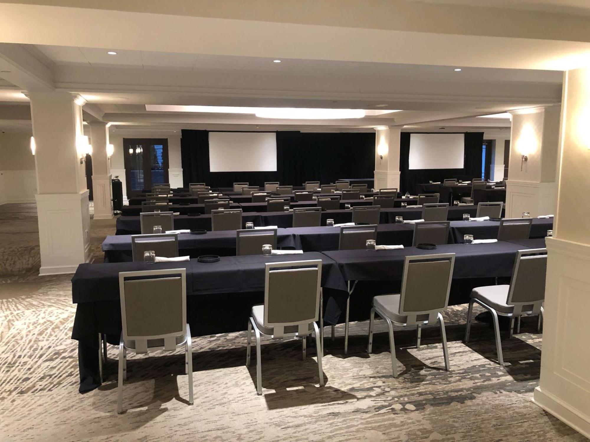 The Kingsley Bloomfield Hills - A Doubletree By Hilton Hotel Екстериор снимка