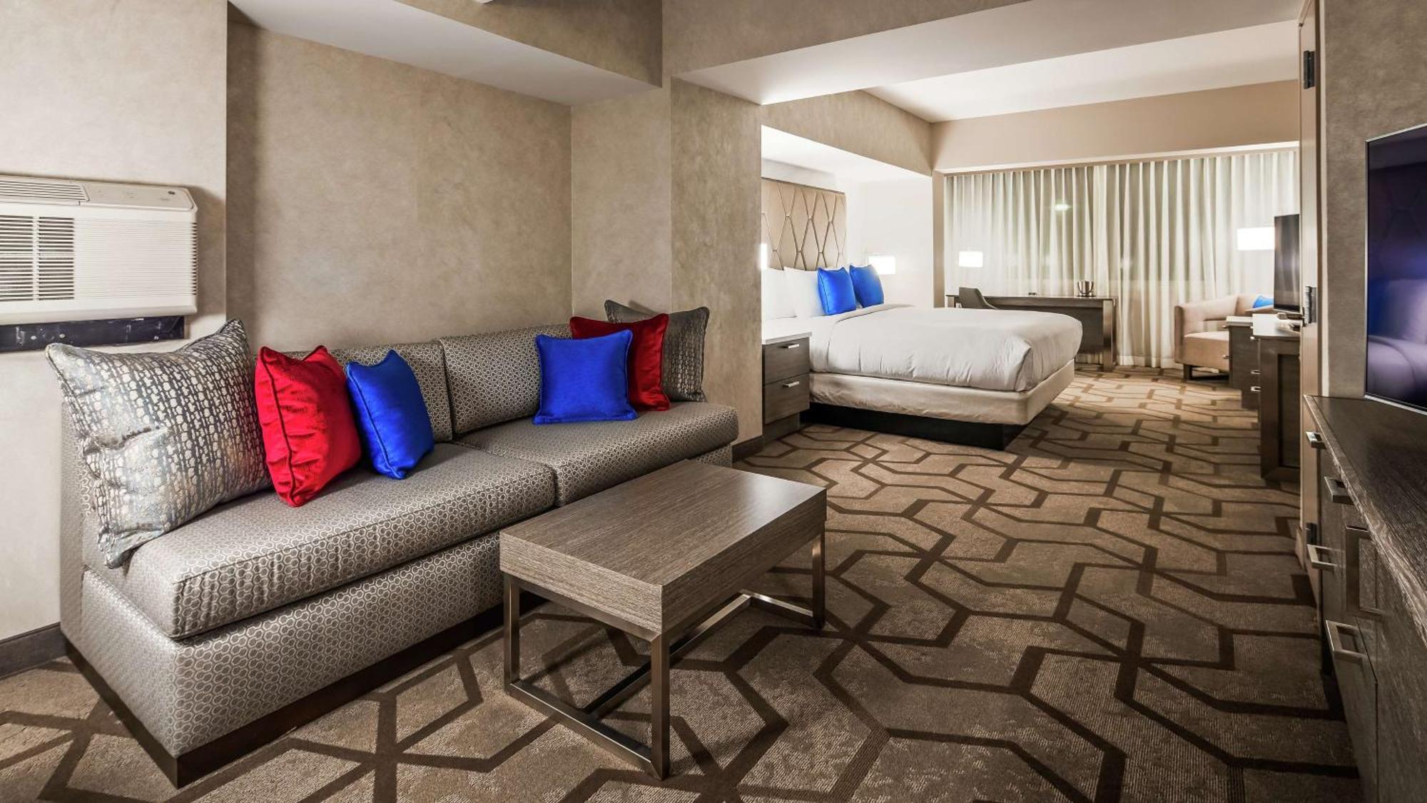 The Kingsley Bloomfield Hills - A Doubletree By Hilton Hotel Екстериор снимка