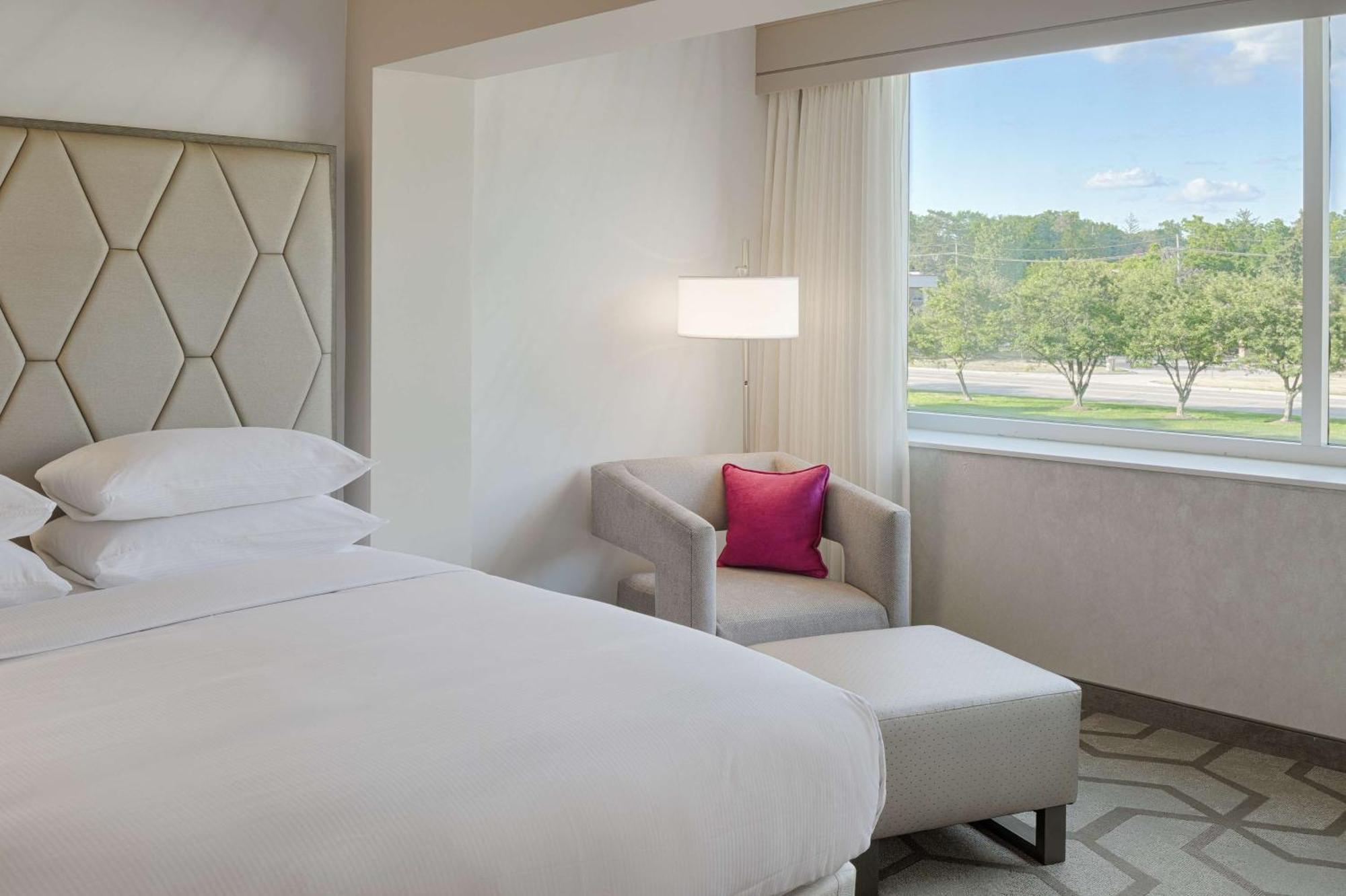The Kingsley Bloomfield Hills - A Doubletree By Hilton Hotel Екстериор снимка