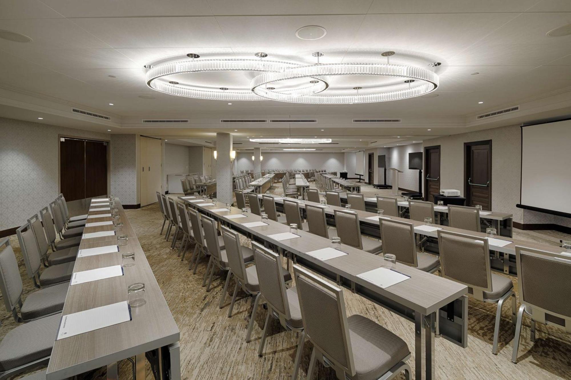 The Kingsley Bloomfield Hills - A Doubletree By Hilton Hotel Екстериор снимка