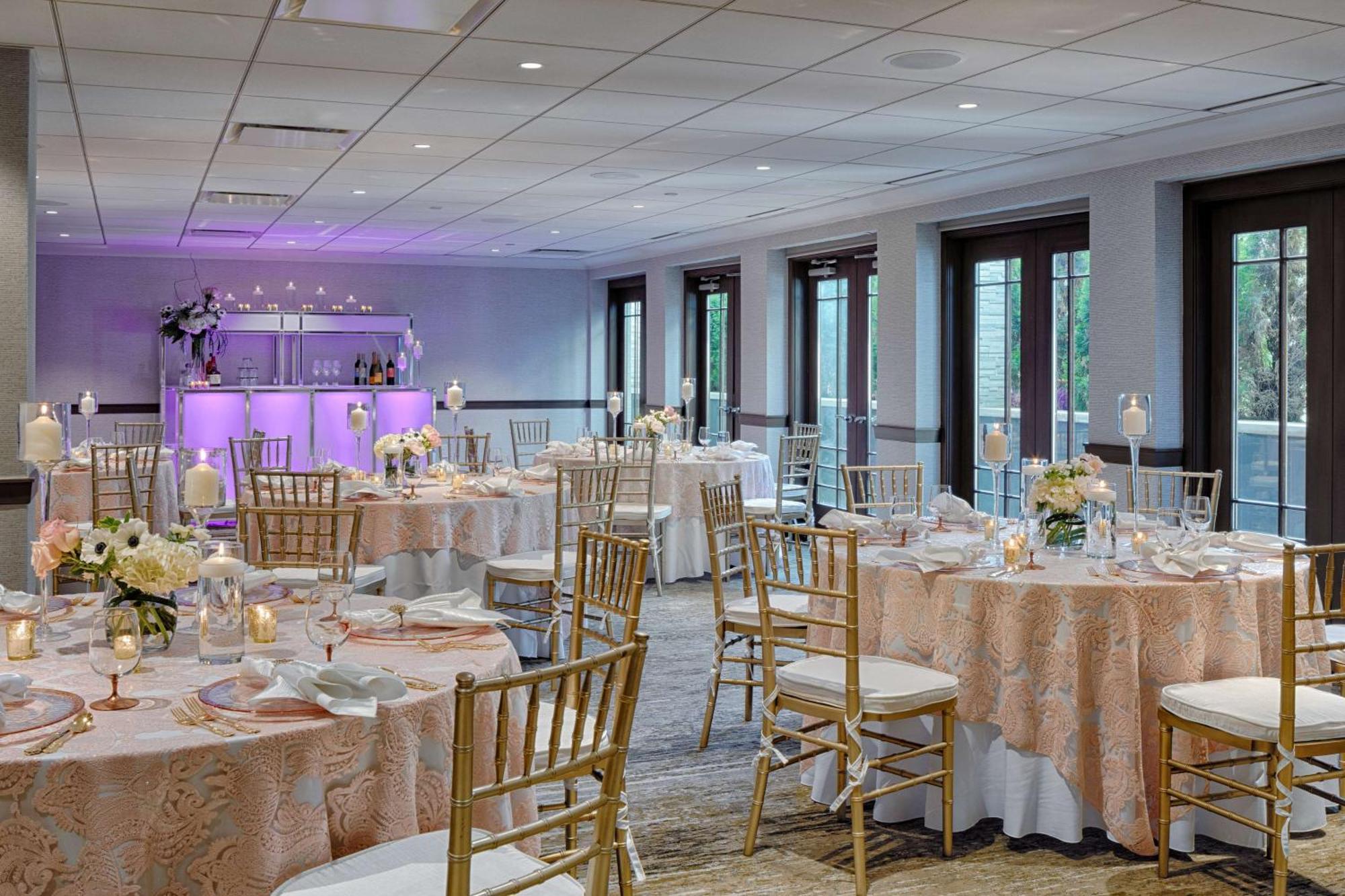 The Kingsley Bloomfield Hills - A Doubletree By Hilton Hotel Екстериор снимка